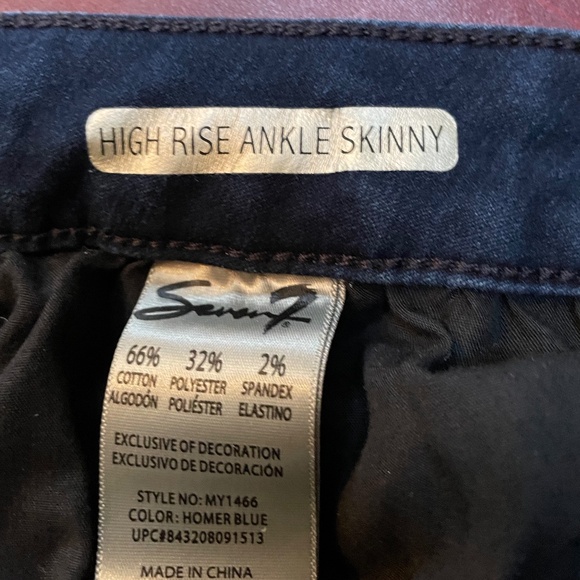 Seven7 crop/ankle jeans - Picture 3 of 6